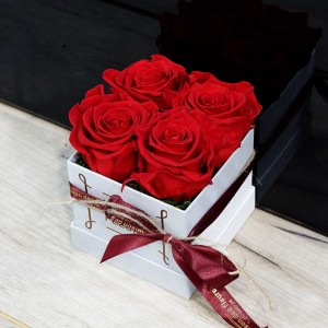 Forever Roses - Forever Red Box